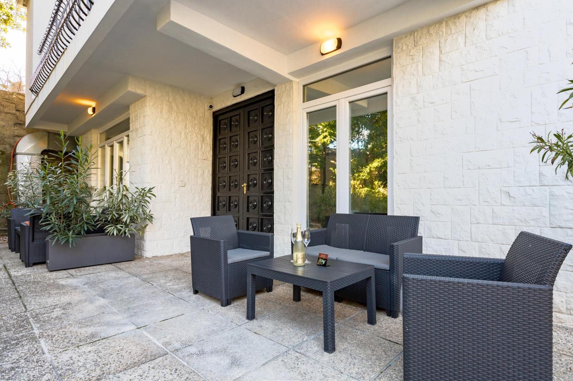 Brand New Apartments Villa Tereza Icici, 100M From The Beach Exterior photo